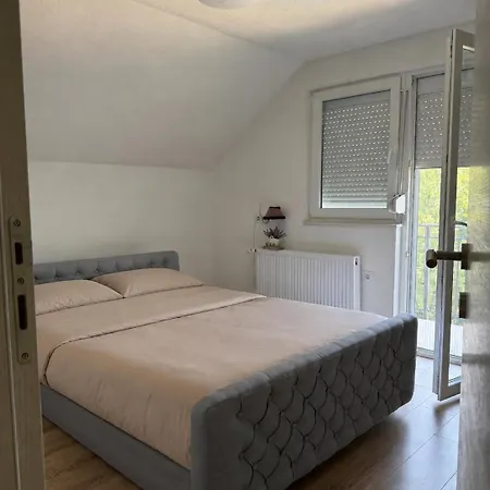 Feriehus Tri Tacke Debeljaci